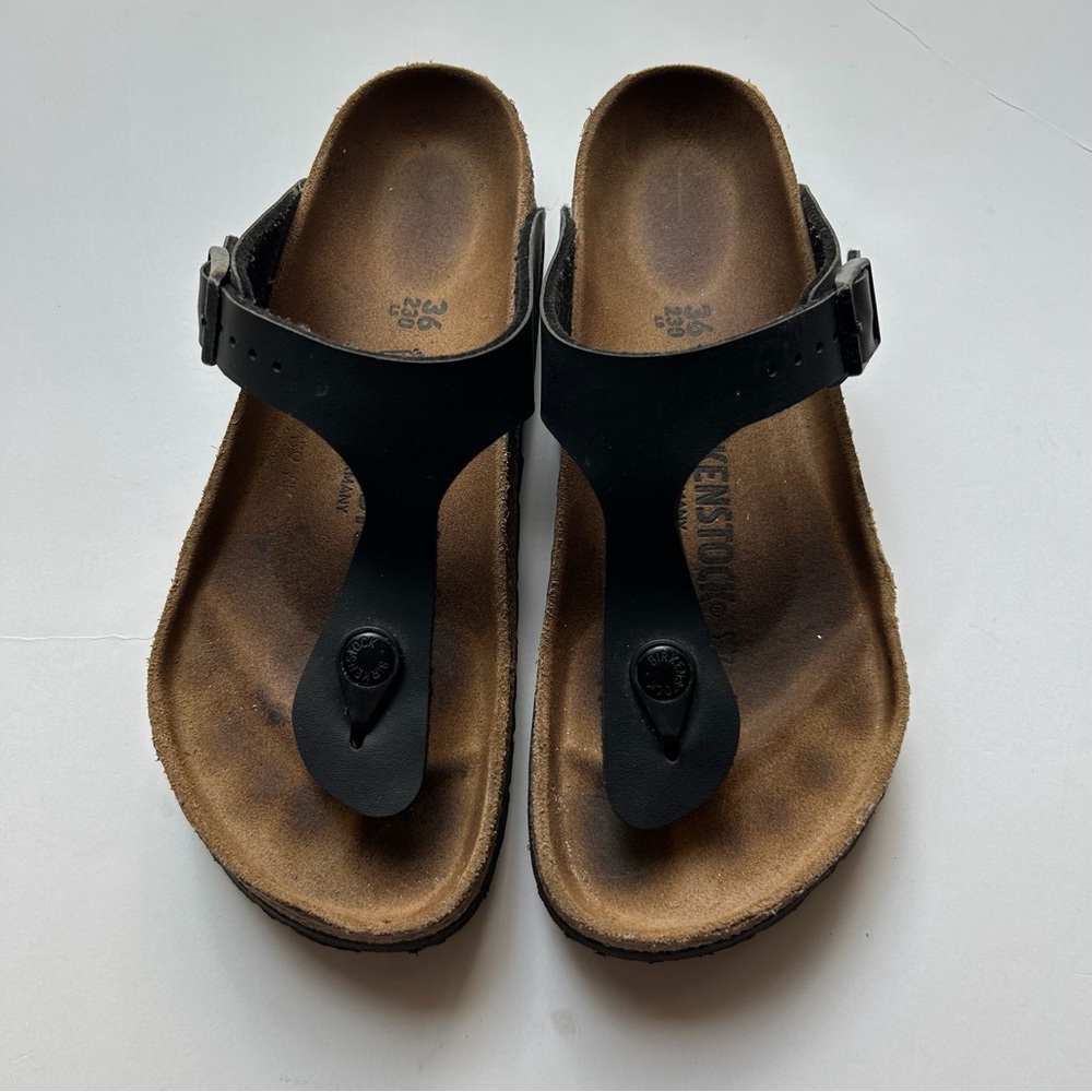 Birkenstock Gizeh Black Sandals